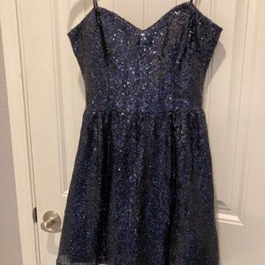 Midnight blue, sequined short dress